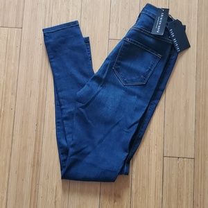 NWT Fashion Nova Classic dark denim jeans